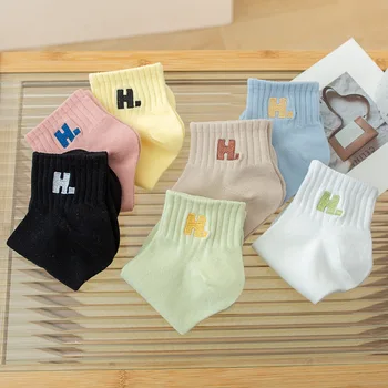 Дамски къси чорапи с бродерия азбука H, Гигроскопичные, които изпотяване, пролетно-летни спортни чорапи Ins Tide с прости азбука в корейски стил