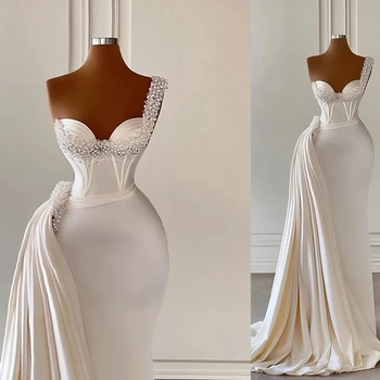 Модерни сватбени рокли на Русалка с тежки перли 2023, бял сатен горната част на полата с едно рамо, струята, по-големи размери, сватбени рокли за партита, Robe De